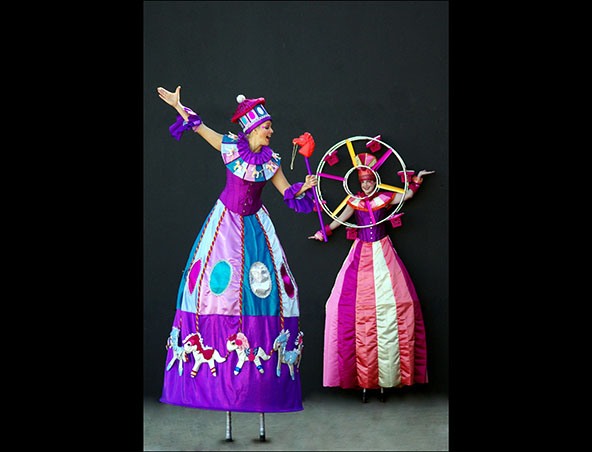 Fairground Fabulouness Stilt Walkers